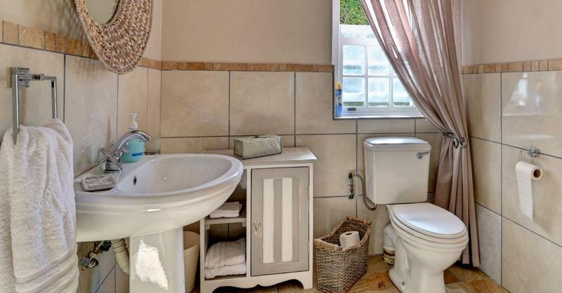 5 Bedroom Property for Sale in Greyton Western Cape